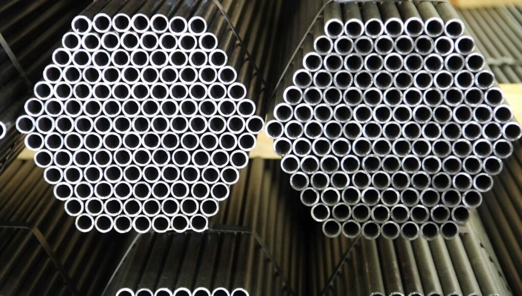 Why Modular Data Center Design Is Gaining Momentum 5 Data Center Design: steel tubing stacked